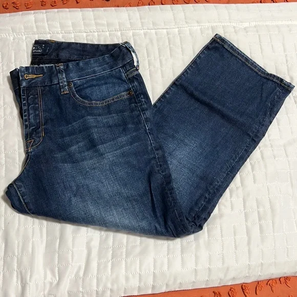 Lucky Brand “Sweet Jean Crop” Jean Capris - Picture 1 of 4